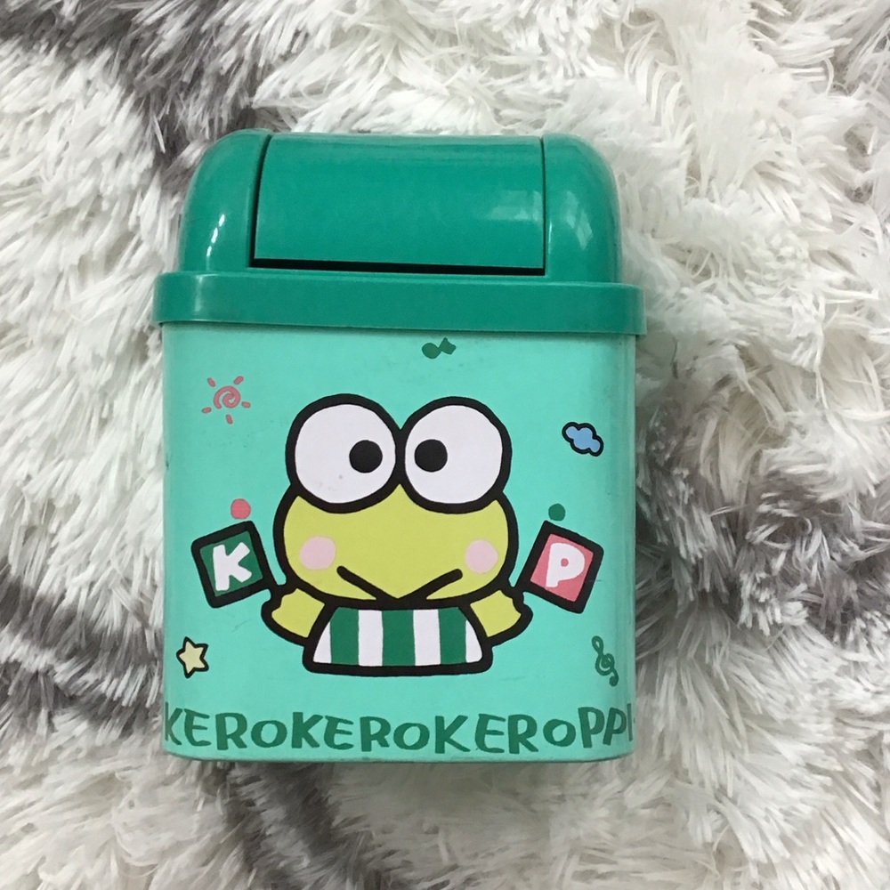 Sanrio Keroppi Trash Bin - vintage